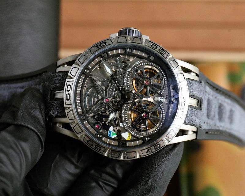 Roger Dubuis 46mm 09 (18)